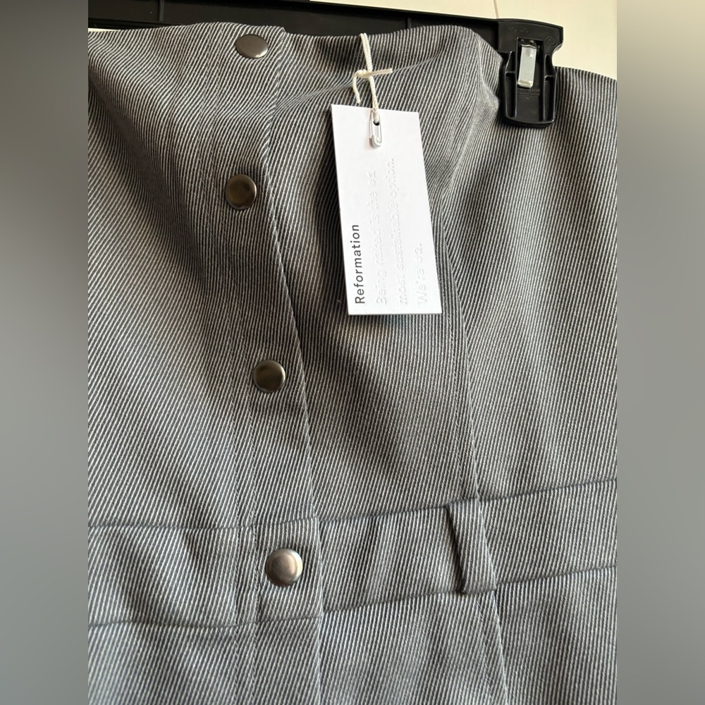 REFORMATION Deserae Dress size 8, Elegant Gray Women's Dress SIZE: 8 - Picture 4 of 6